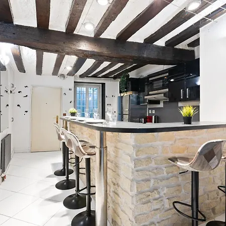 Notre Dame De Luxurious 1br-4p With Netflix