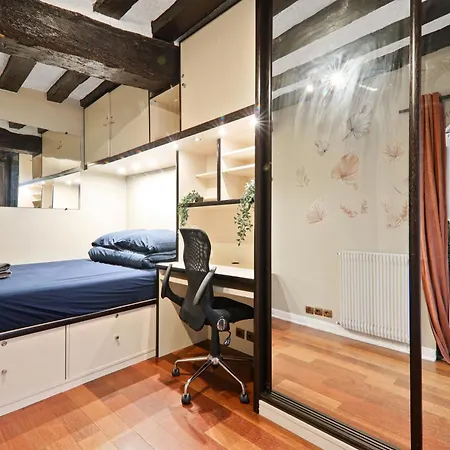 Notre Dame De Luxurious 1br-4p With Netflix