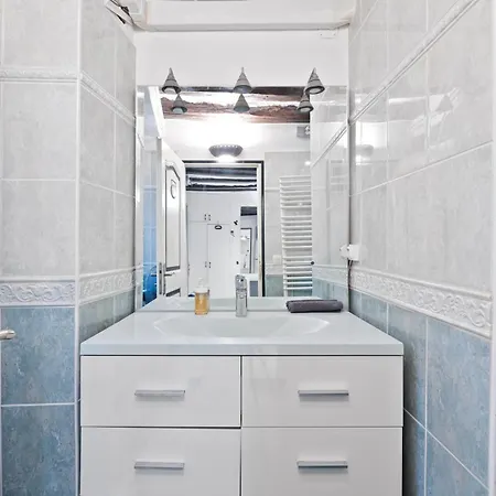 Notre Dame De Luxurious 1br-4p With Netflix Paris